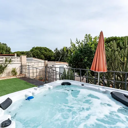 Casa Gosia Cabopino 別荘 マルベーリャ